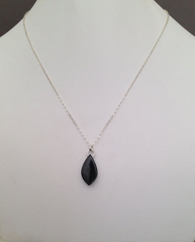 Kite Series Bison Horn Necklace